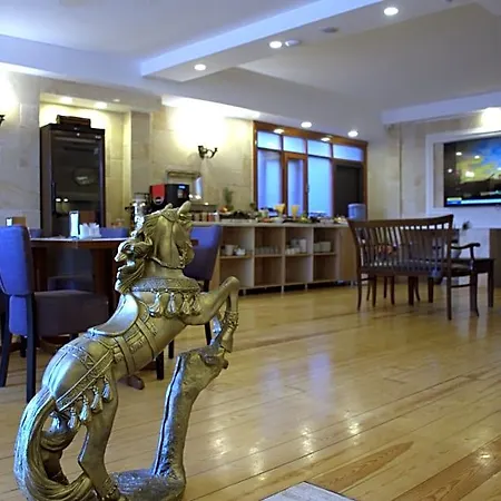 Ardey Hotel 3*